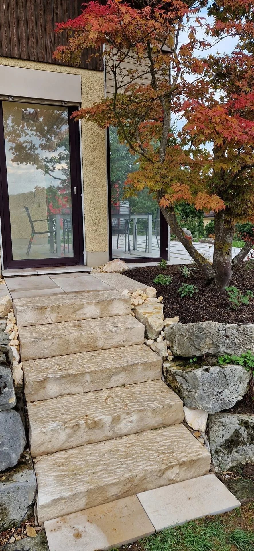 Gesamtsanierung mit grossem Umschwung - Bild 4